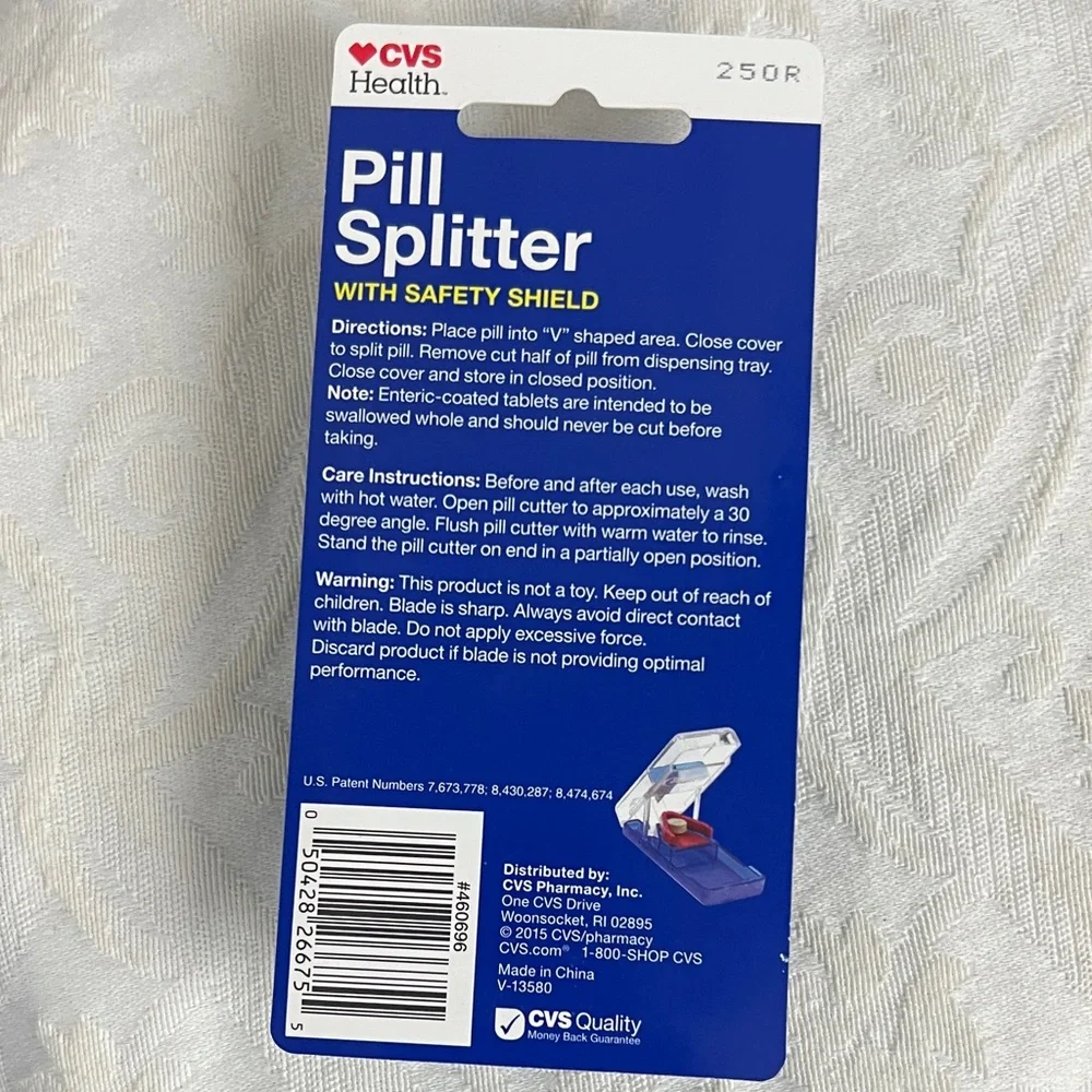 CVS Health Pill Splitter and Weekly Pill Planner Set